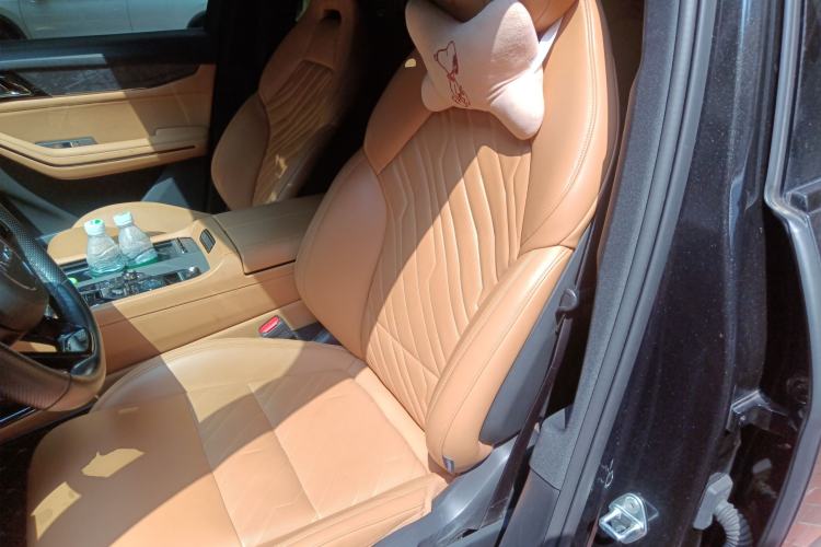 Used Lynk & Co 09 2021 2.0T Halo Seven-Seater