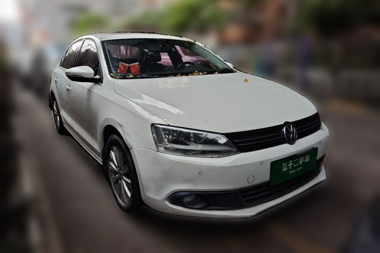 Used Volkswagen Sagitar 2014 Revised Version 1.4TSI Automatic Luxury Edition Exterior 2