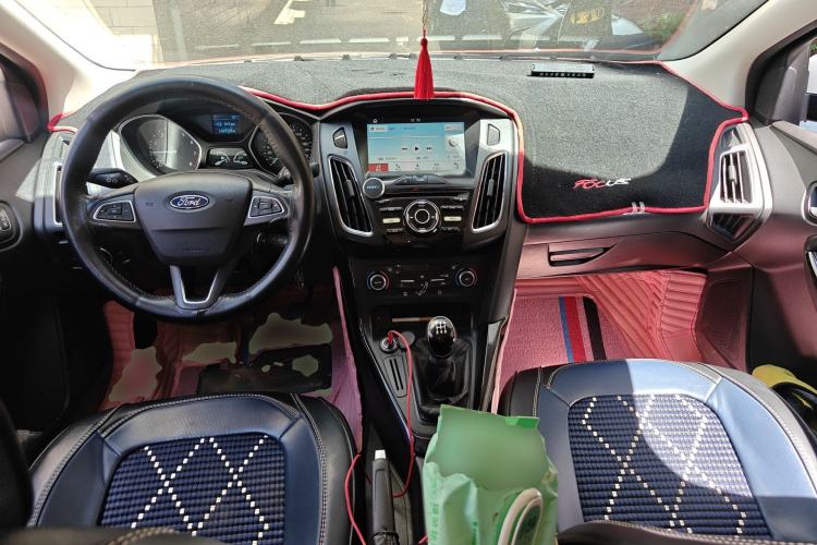 Used Ford Focus 2017 Sedan 1.6L Manual Fashion Edition Smart Drive Version