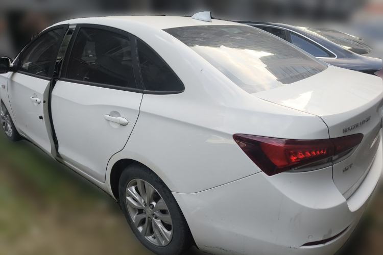 Used Buick GT 2019 15T Dual-Clutch Connected Elite Model China VI
