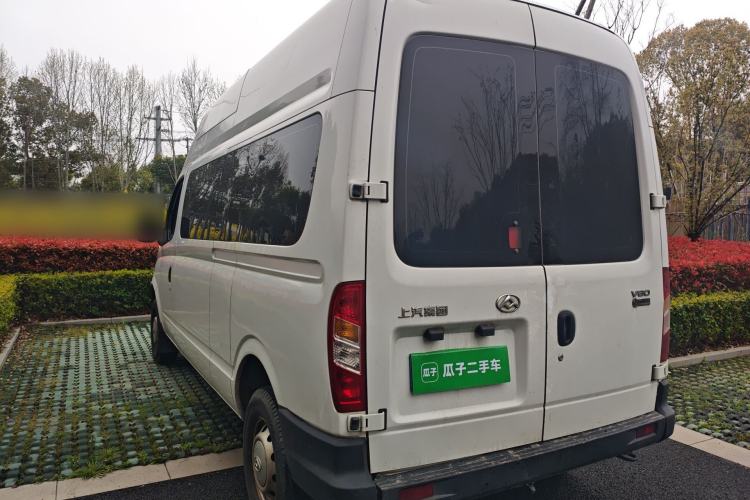 Used SAIC MAXUS Xintu V80 2019 2.5T Classic Model 6-Speed Manual – Aoyuntong Modified Version with Long Wheelbase High Roof and 7 Seating Capacity
