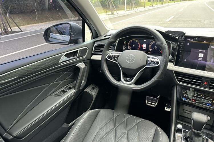 Used Volkswagen Tiguan L 2022 330TSI Automatic Two-Wheel Drive R-Line Enhanced Edition