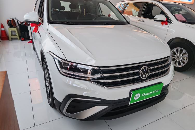 Used Volkswagen Tiguan L 2024 300TSI Automatic Two-Wheel Drive Smart Edition