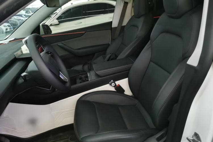 Used Tesla Model Y 2025 Rear-Wheel-Drive Version Left Front Seat