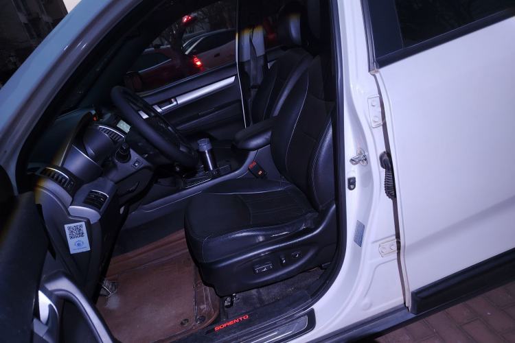 Used Kia Sorento 2013 2.2T 5-Seater Diesel Supreme Edition
