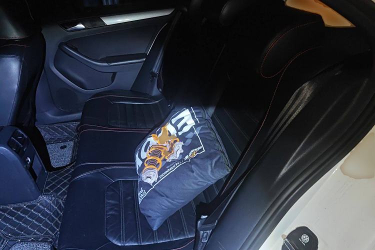 Used Volkswagen Sagitar 2013 2.0 TSI GLI Left Rear Seat