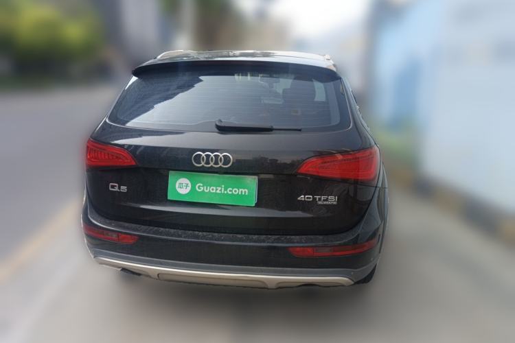 Used Audi Q5 2017 Plus 40 TFSI Technology Model