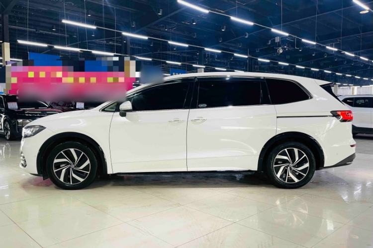 Used Volkswagen Viloran 2020 330TSI Luxury Edition