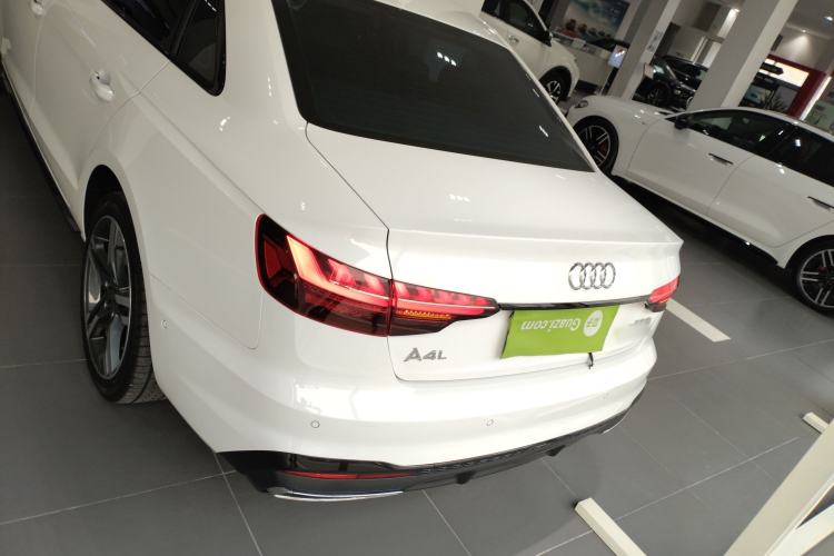 Used Audi A4L 2022 40 TFSI Luxury Dynamic Model