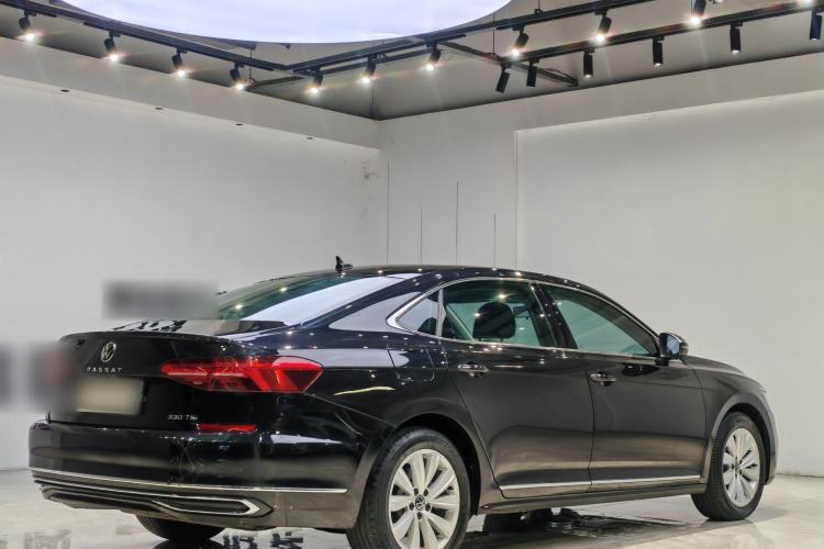 Used Volkswagen Passat 2020 330TSI Elite Edition China VI
