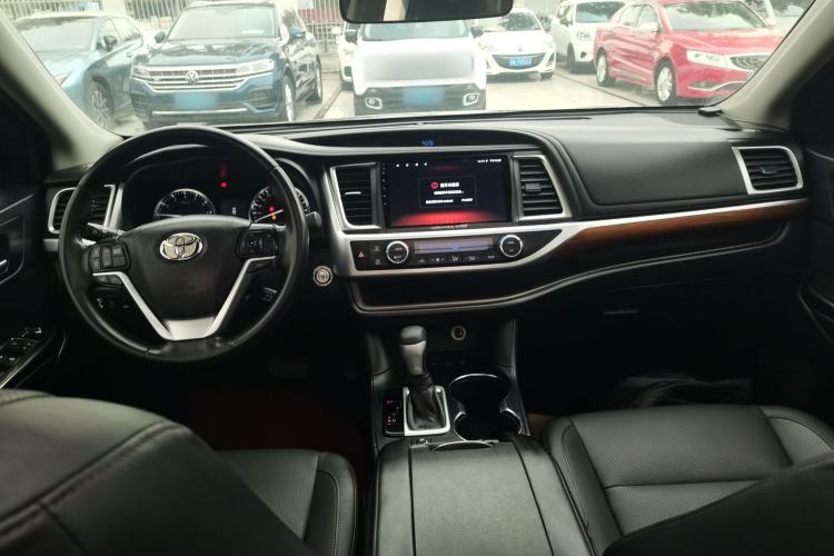 Used Toyota Highlander 2015 2.0T Four-Wheel Drive Luxury Edition 7-Seater
