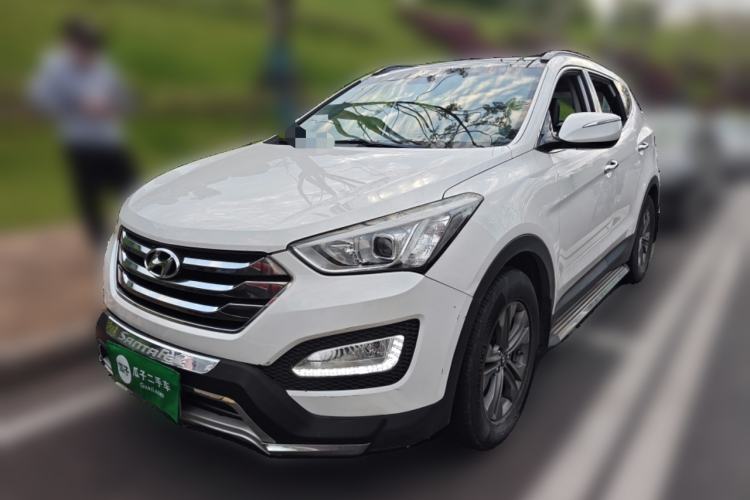 Used Hyundai Santa Fe 2013 2.4L Automatic Two-Wheel Drive Smart Version