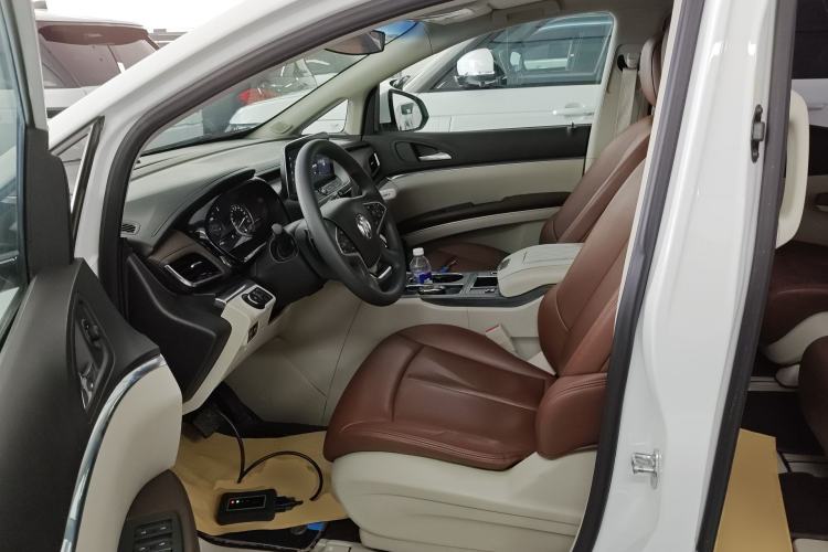 Used Buick GL8 2023 Land Executive Class Smart Enjoyment Model
