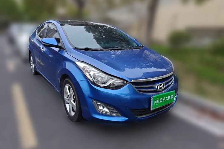 Used Hyundai Elantra (5th Generation / Langdong) 2013 1.6L Automatic Leading Model Front Right 45 Deg