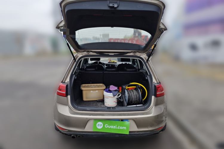 Used Volkswagen Golf 2016 230TSI Automatic Comfort Version Trunk