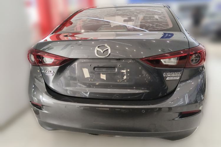 Used Mazda 3 Axela 2017 Sedan 1.5L Automatic Comfort Model Emission Standard China V
