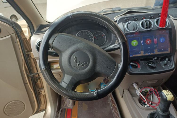Used Wuling Hongguang 2014 1.2L Standard Model China IV