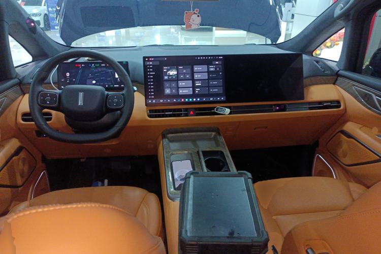 Used Wey Gaoshan 2025 Four-Wheel Drive Alpine 8
