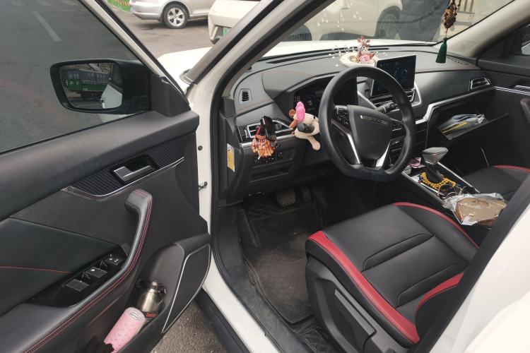 Used Venucia T60 2020 1.6L CVT Smart Drive Version China VI Standard