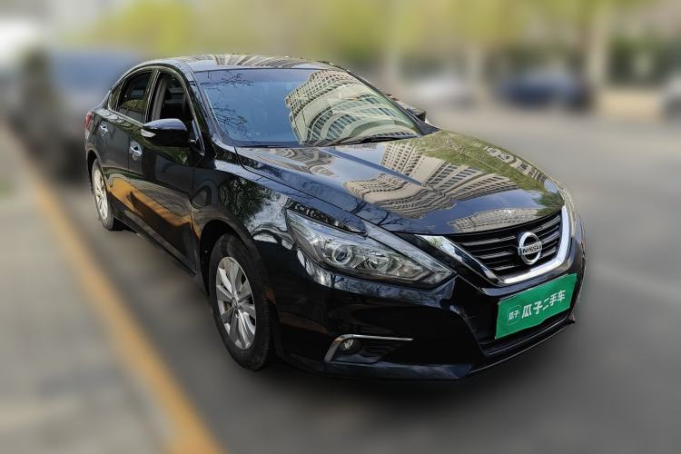 Used Nissan Teana 2018 2.0L XL Smart Upgrade Edition Front Right 45 Deg