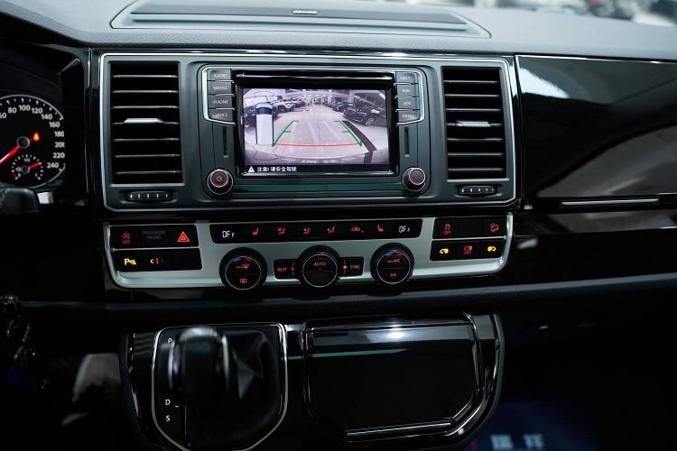 Used Volkswagen Multivan 2019 2.0 TSI 4x4 Prestige Edition 7-Seater
