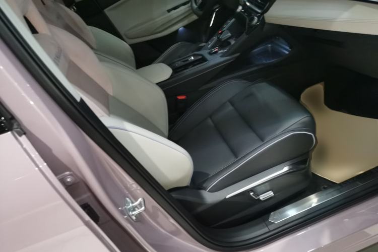 Used Lynk & Co 06 2023 Remix 1.5T Shero
