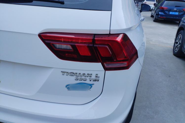 Used Volkswagen Tiguan L 2019 Updated Version 330TSI Automatic Two-Wheel Drive Panoramic Comfort Edition China VI Standard
