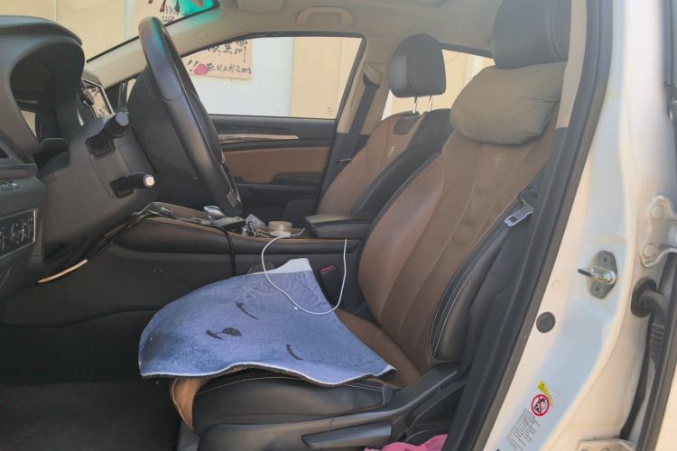 Used BYD Qin New Energy 2017 1.5T Luxury Model Left Front Seat