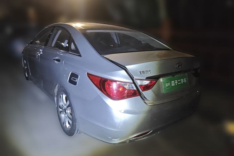 Used Hyundai Sonata 2011 2.0L Automatic Luxury Edition
