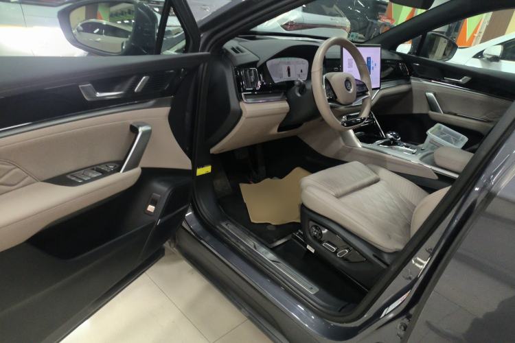 Used BYD Tang New Energy 2024 DM-i Glory Edition 112KM Flagship Model Driver Seat