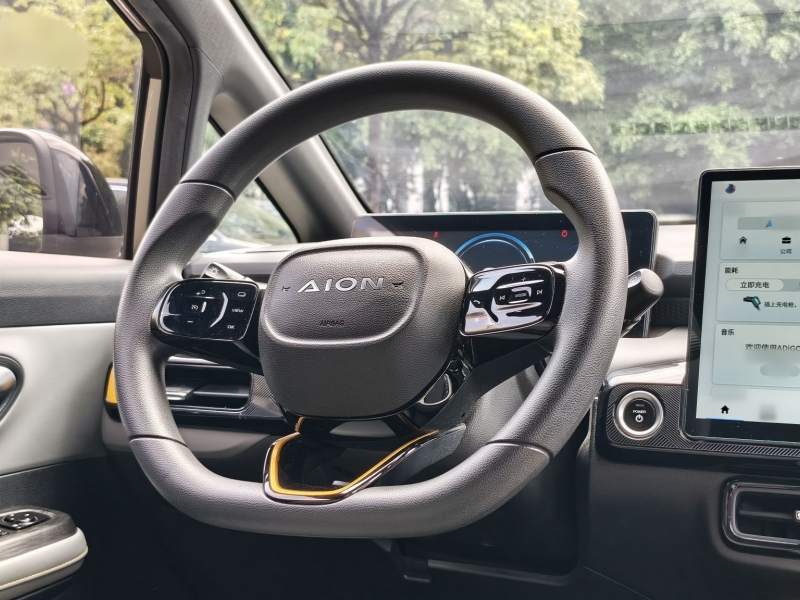Used AION Y 2021 70 Intelligent Edition — 37