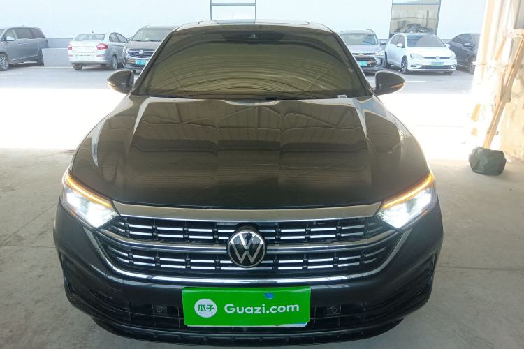 Used Volkswagen Sagitar 2025 Revised 300TSI DSG Excellence Edition Front