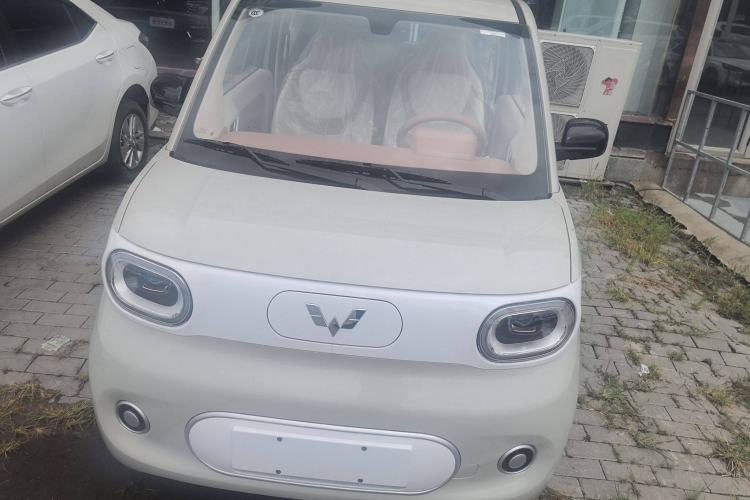 Used Wuling Hongguang MINIEV 2024 3rd Generation 215km Youth Edition
