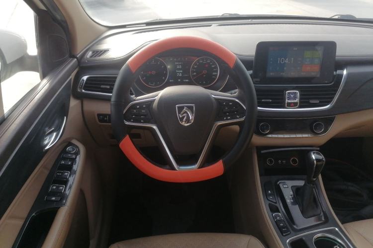 Used Baojun 730 2017 1.8L iAMT Prestige Version 7 Seats