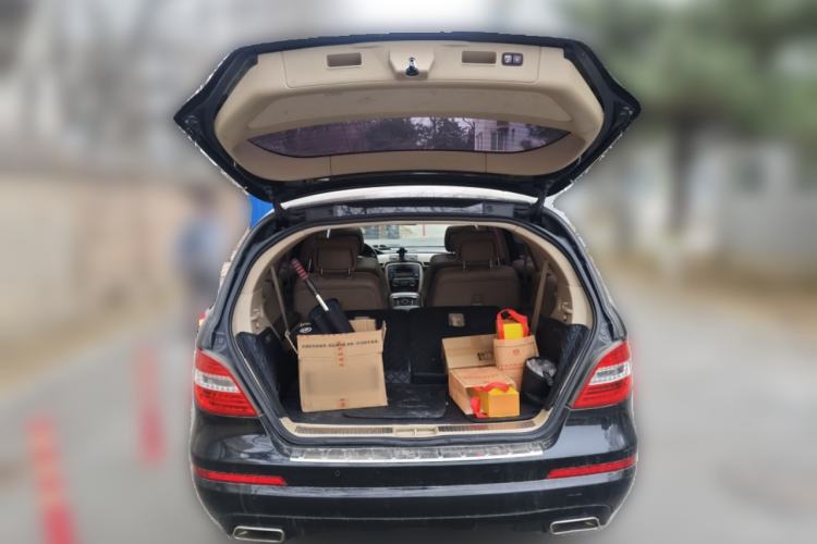 Used Mercedes-Benz R-Class 2011 R 350 L 4MATIC
