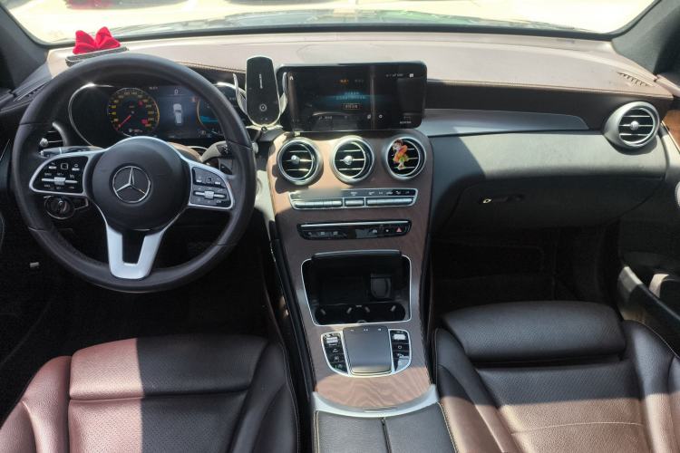 Used Mercedes-Benz GLC 2020 Facelift GLC 300 L 4MATIC Dynamic Edition
