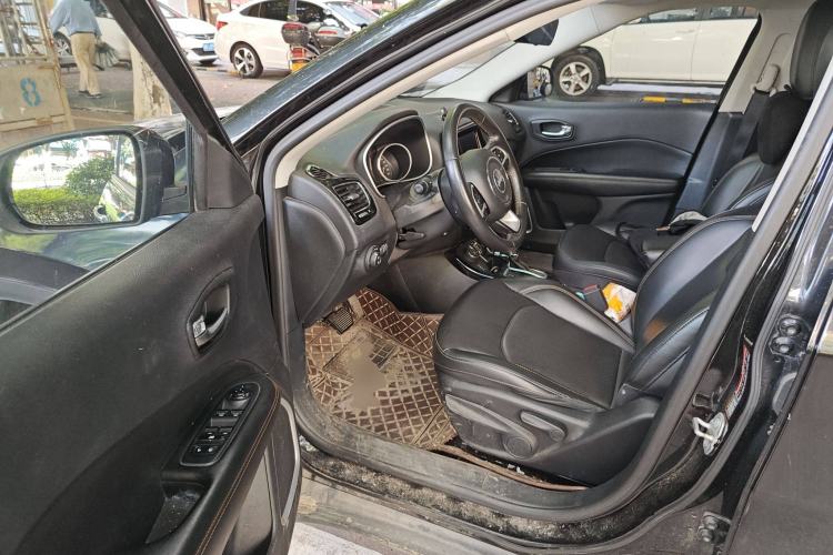 Used Jeep Compass 2019 220T Automatic Family Enjoyment Four-Wheel Drive Edition