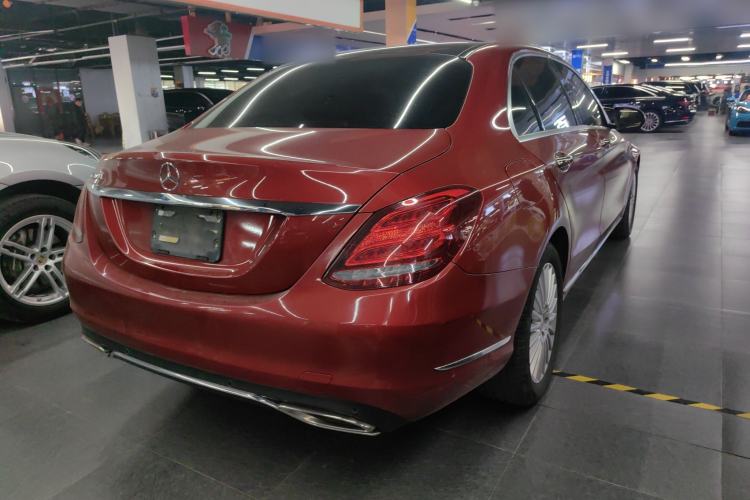 Used Mercedes-Benz C-Class 2015 C 200 L
