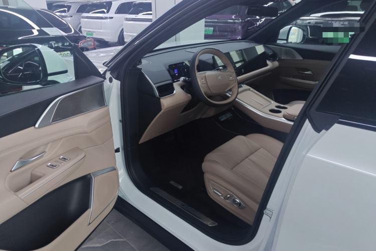 Used XPeng G9 2025 625 Long-Range Max
