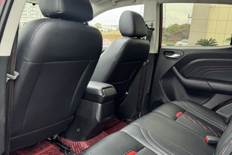 Used Soueast DX3 2018 1.5L Manual Luxury Model
