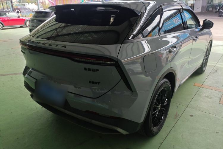 Used Venucia V 2021 260T Idol Edition