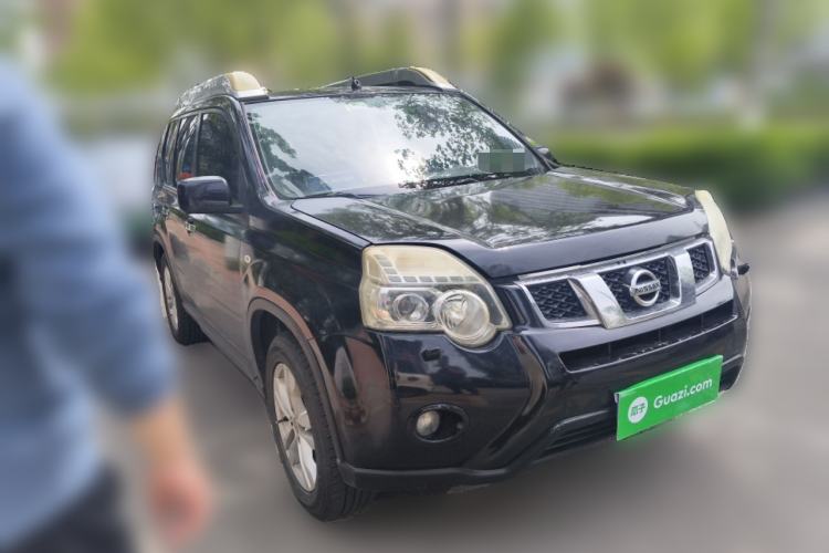 Used Nissan X-Trail 2012 2.5L CVT Ultimate Edition 4WD Front Right 45 Deg