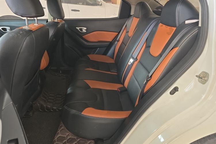 Used GAC Trumpchi GA3S Vision 2014 1.6L Automatic Luxury ESP Version
