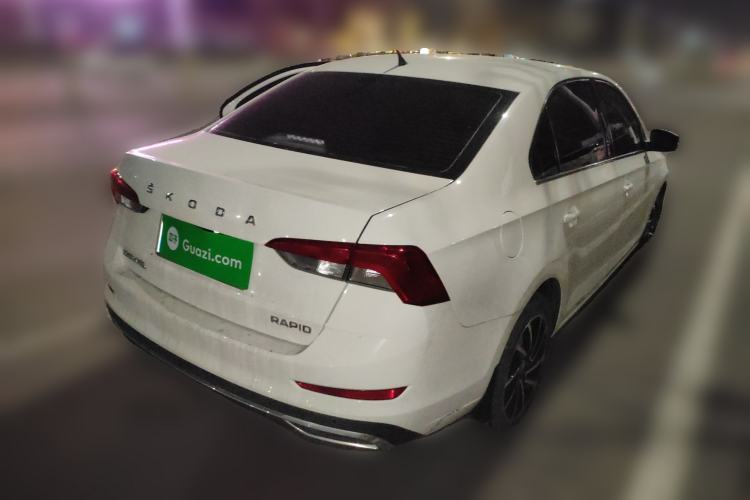 Used Skoda Rapid 2022 1.5L Automatic Comfort Edition
