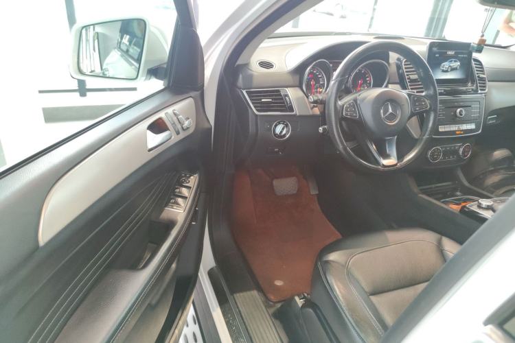 Used Mercedes-Benz GLE Coupe 2017 GLE 400 4MATIC Coupe SUV
