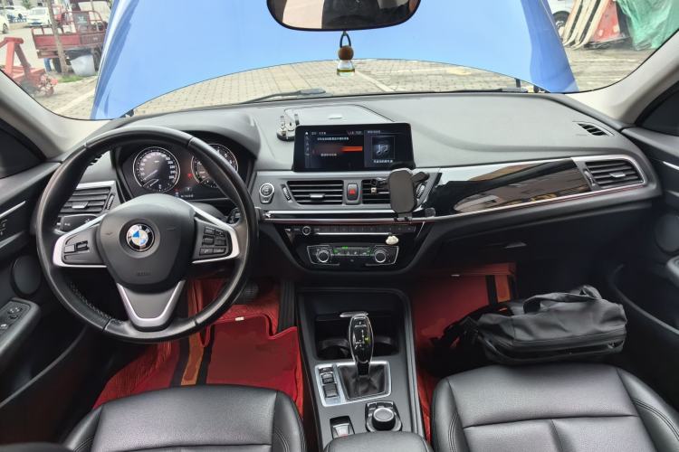 Used BMW 1 Series 2020 120i Fashion Model Center Console