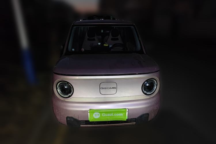 Used Geely Galaxy Panda 2023 Panda Mini 200km Endurance Bear
