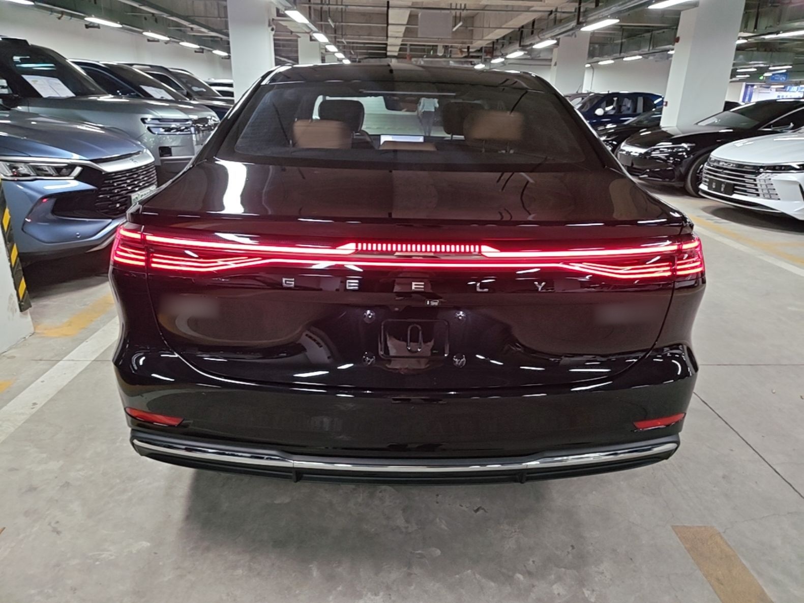 Geely Galaxy A7 2025 Model EM-i 150km Prestige Edition — снимка 5