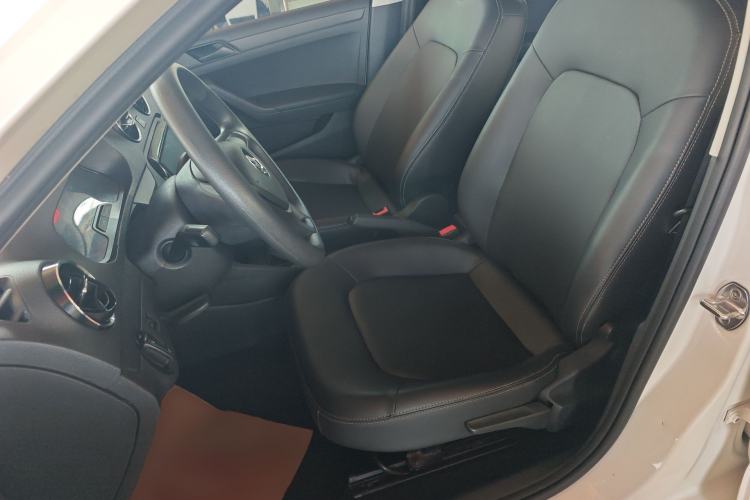 Used Volkswagen Jetta 2017 1.5L Automatic Fashion Model Left Front Seat