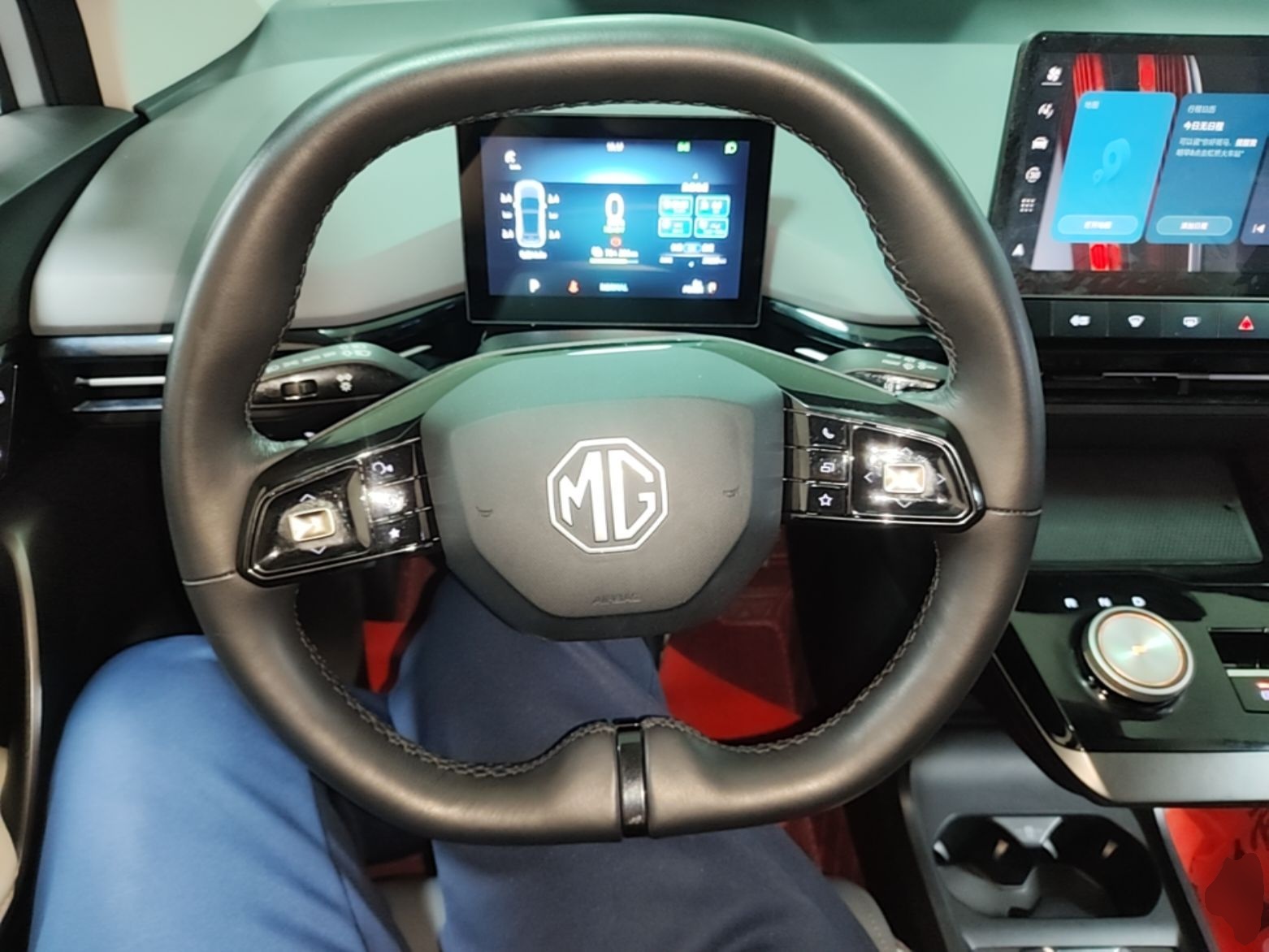 MG 4 EV 2023 415 km Range Sea-Faring Champion Edition — снимка 13